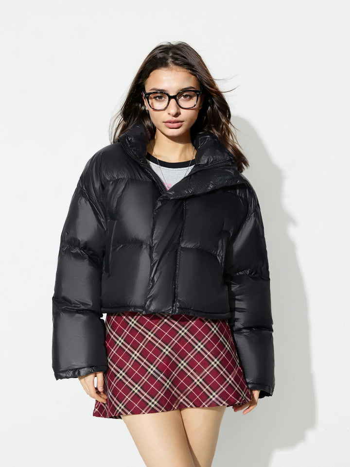 Veste en duvet tendance pour femmes avec épaules tombantes et col tendance Levoire