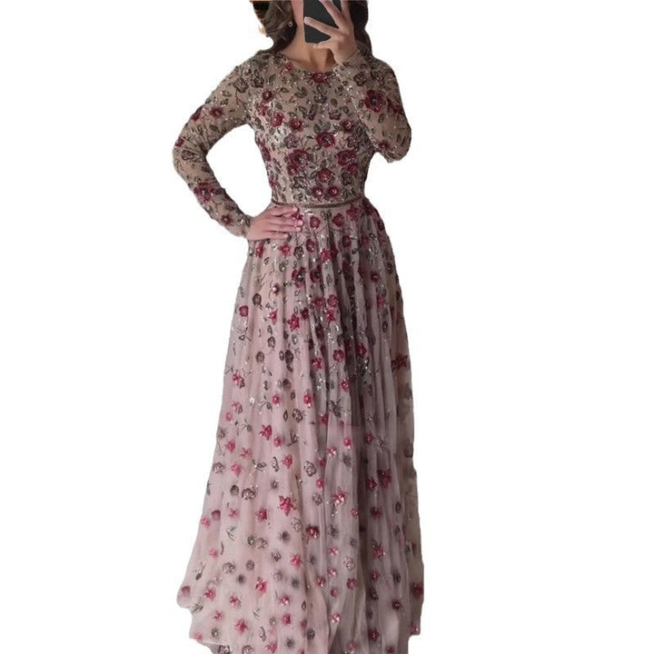 Levoire | Robe à fleurs volumineuse en trois dimensions
