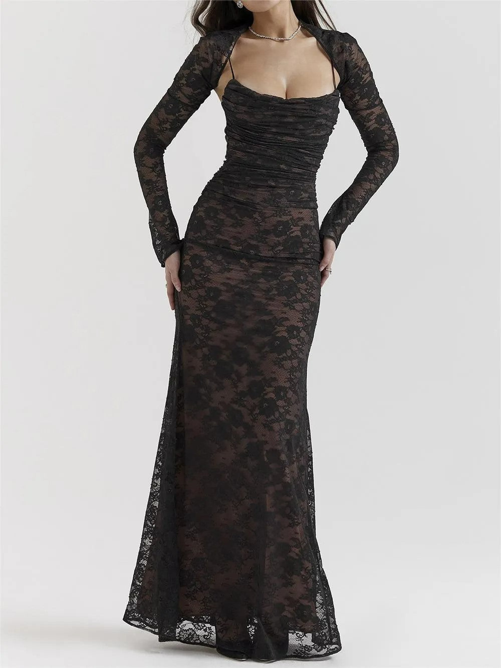 Levoire | Robe Longue Sans Manches Élégante Noir disponible