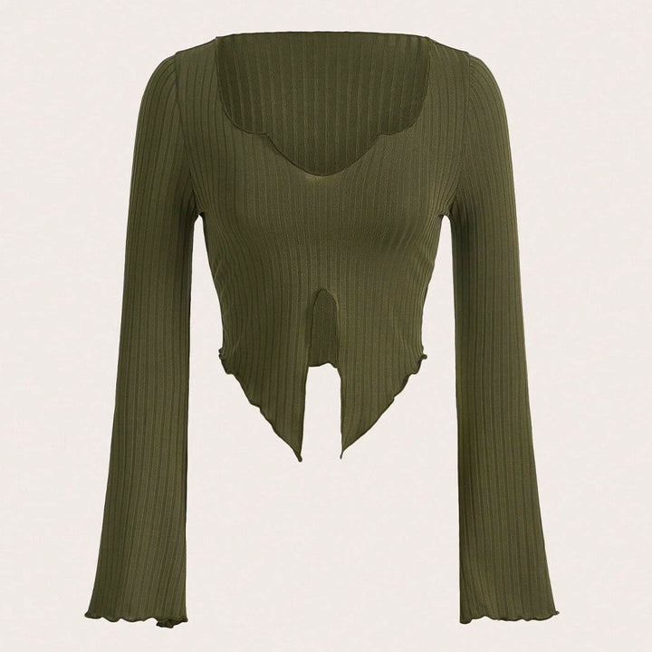 Chemise pour femme à manches longues cropped avec ourlet asymétrique et détails de volants à la mode Levoire