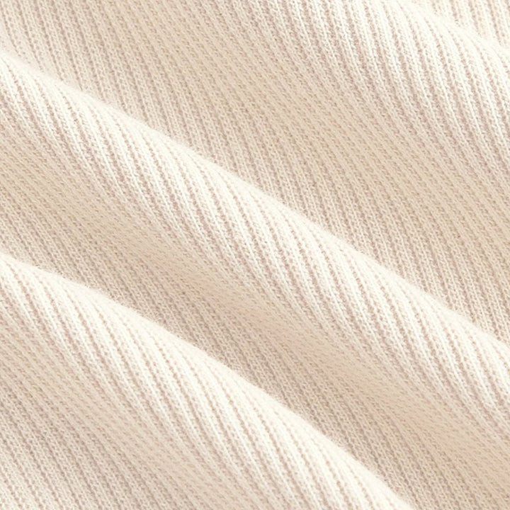 Chemise courte à manches longues pour femmes avec encolure asymétrique et texture fine côtelée Levoire