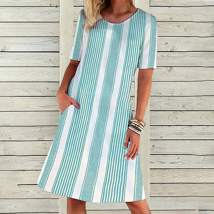 Levoire | Robe d'été rayée décontractée avec décolleté rond et manches courtes Vert clair