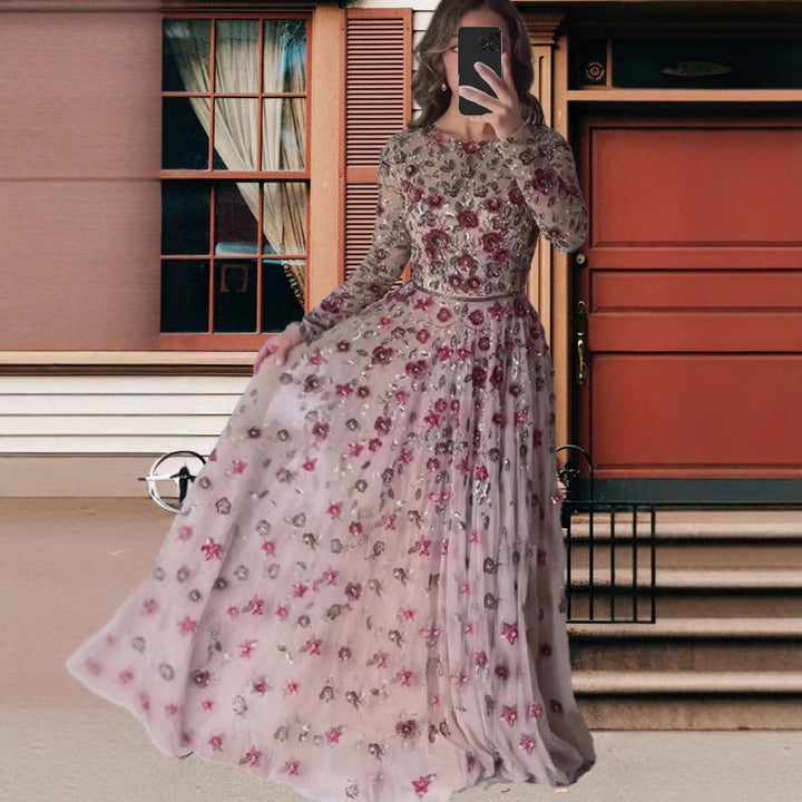 Levoire | Robe à fleurs volumineuse en trois dimensions