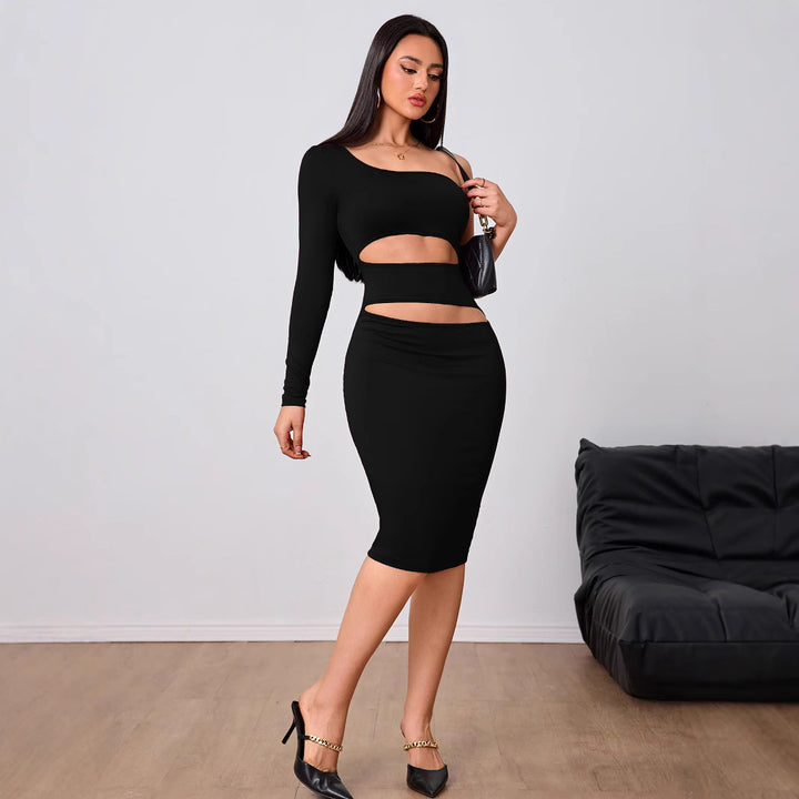 Robe midi ajustée pour femmes avec découpe et design asymétrique, à manches longues Levoire