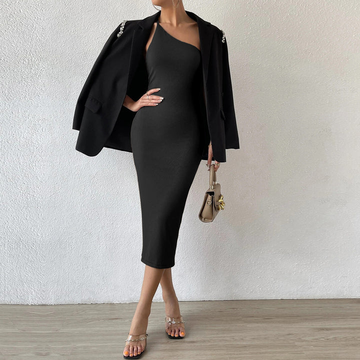 Robe midi ajustée pour femmes avec design asymétrique Levoire