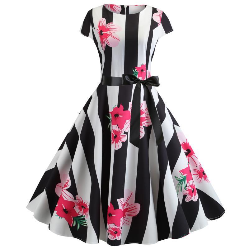 Robe Swing Vintage pour Femme avec Motifs Floraux et Design Ajusté Levoire