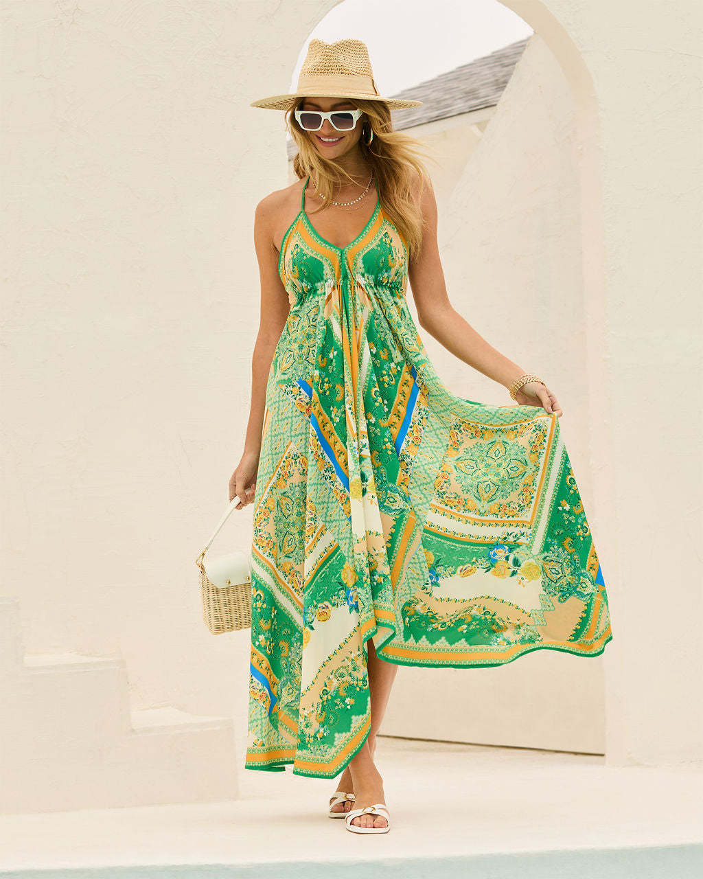 Robe maxi inspirée du boho pour femmes avec un élégant décolleté en V et un ourlet asymétrique Levoire