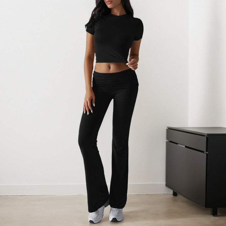 Ensemble de sport pour femmes avec haut ajusté et leggings évasés Levoire