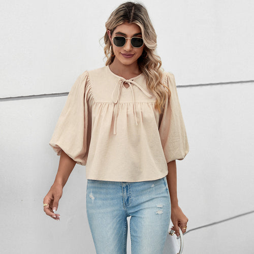 Blouse pour femmes avec des manches larges et un nœud ludique Levoire