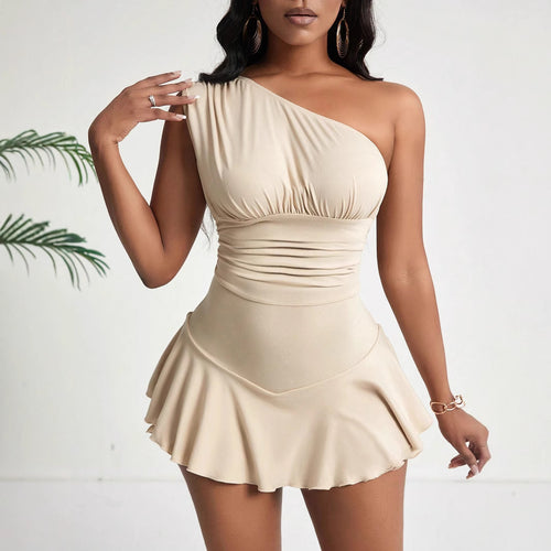 Robe mini asymétrique pour femmes en matériau doux et avec un design drapé élégant Levoire