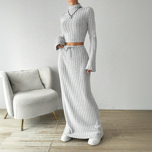 Ensemble crop top à manches longues pour femmes et jupe maxi avec texture côtelée élégante Levoire