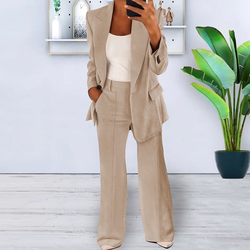 Avriane | Élégant Ensemble Sauvage Blazer et Jupe