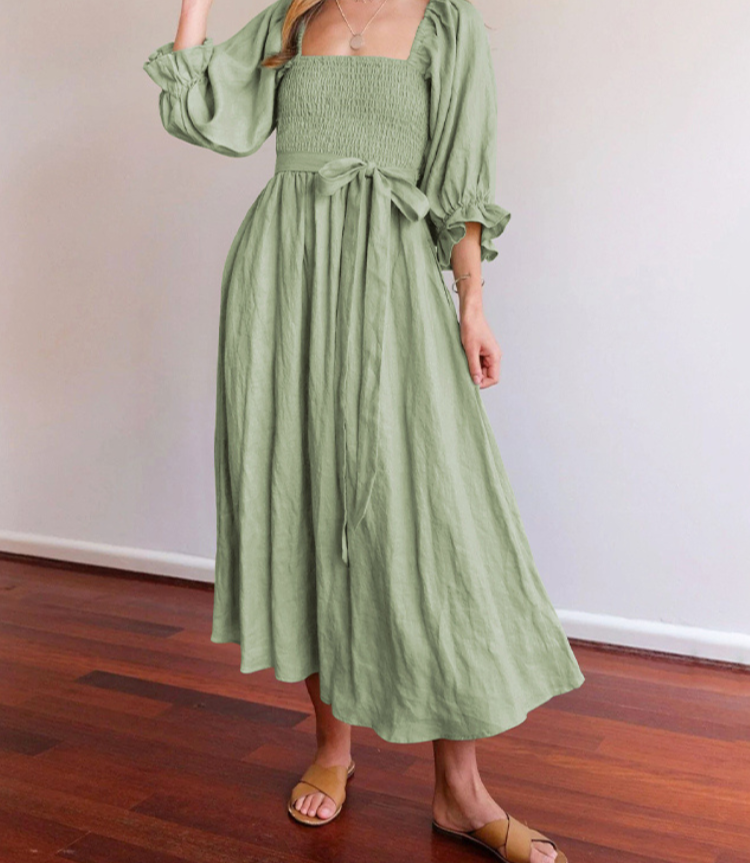 Levoire | Robe Française Avec Des Manches Cloche Vert