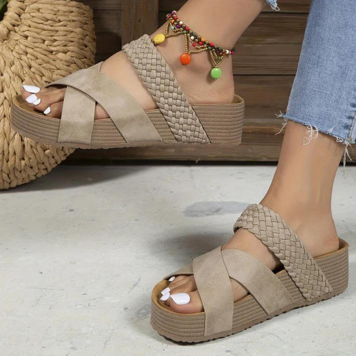 Levoire | Slip On Tjick Sole Slides Sandales Pour Femmes