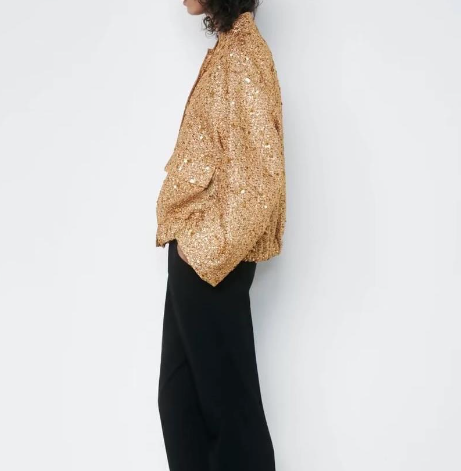 Levoire | Veste Pour Femmes Avec Des Grandes Tailles En Paillettes Dorées