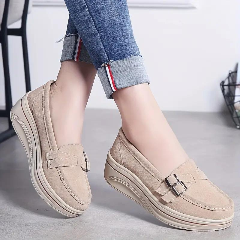 Levoire | Mocassins, Slip On, Boucle De Ceinture, Chaussures En Daim, Chaussures Pour Femmes Beige