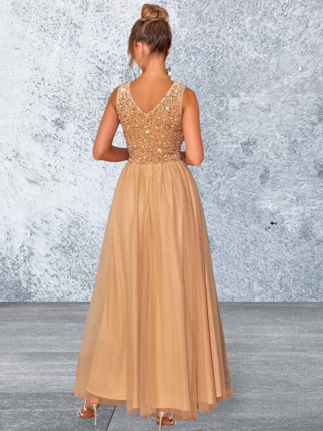 Levoire | Robe De Soirée Sans Manches À Paillettes Décolleté En V