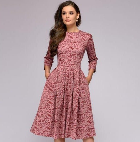 Levoire – Une robe élégante, mi-longue Rosa
