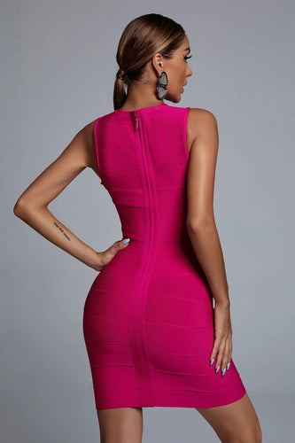 Levoire | Robe Mini Bodycon À Épaule Dégagée Avec Poitrine Creuse