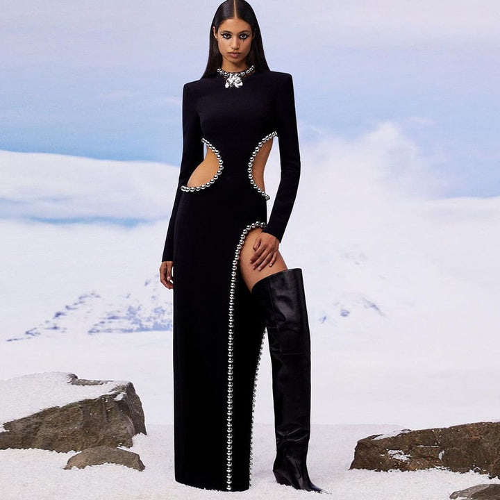 Levoire | Noir O-Top Découpe Perle Décoré Robe Longue