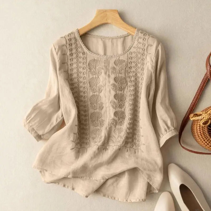 Levoire | Blouse Relaxed Brodée Élégante Beige