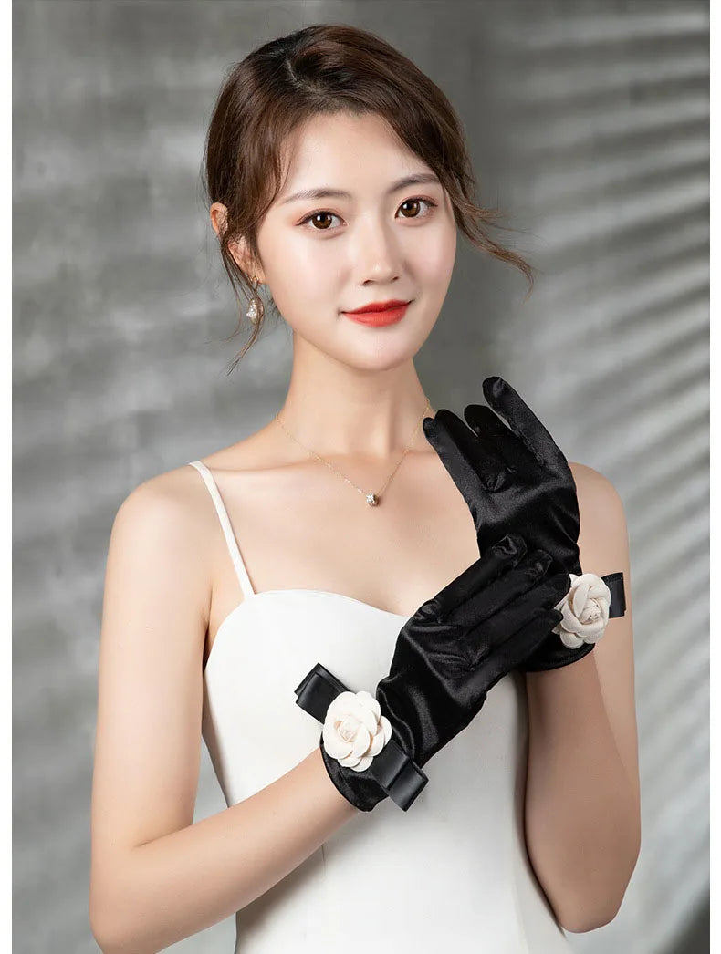 Levoire | Gants En Satin Noir Vintage Hepburn Pour Un Style Classique
