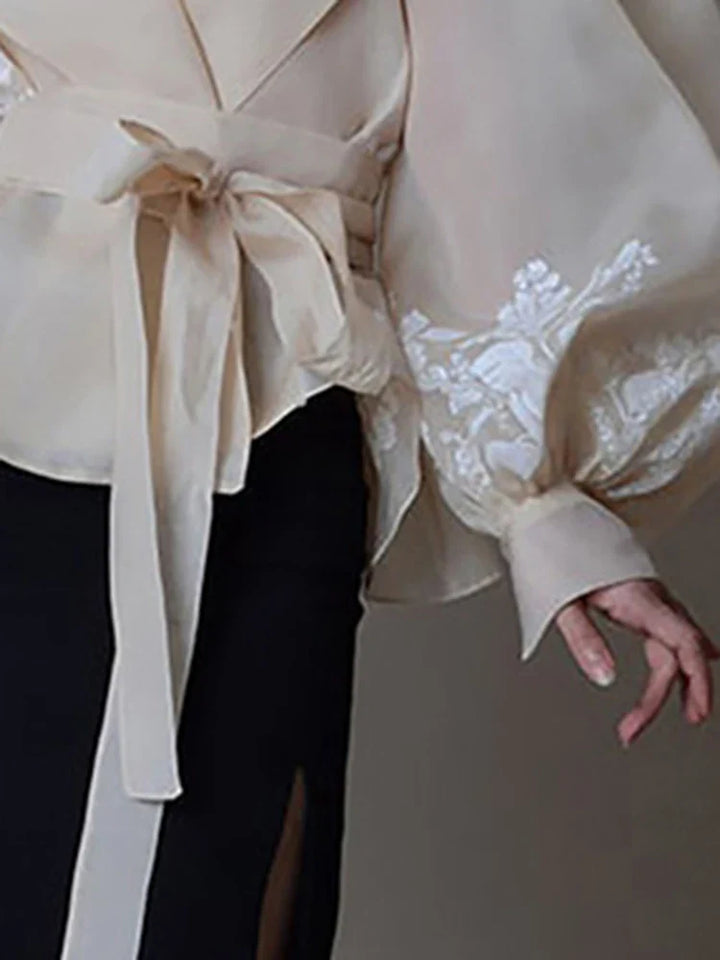 Levoire | Blouse En Organza Vintage Pour Femmes Avec Col Revers, Détails Lacés Et Nœud