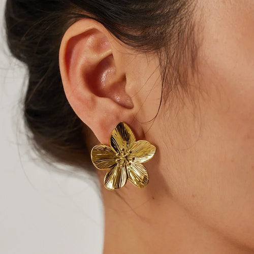 Levoire | Boucles D'Oreilles En Fleurs Dorées De Vendange Élégante