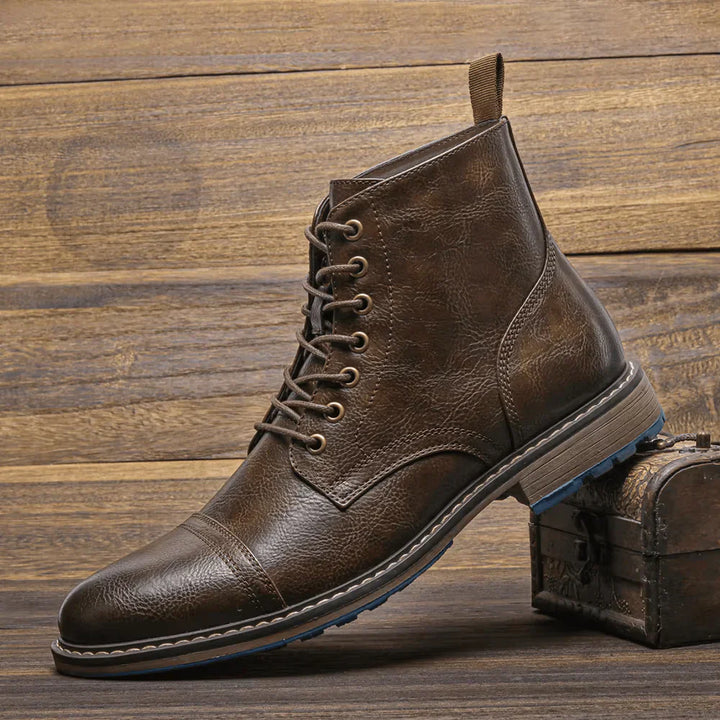 Levoire | Bottes en cuir à la couture moderne