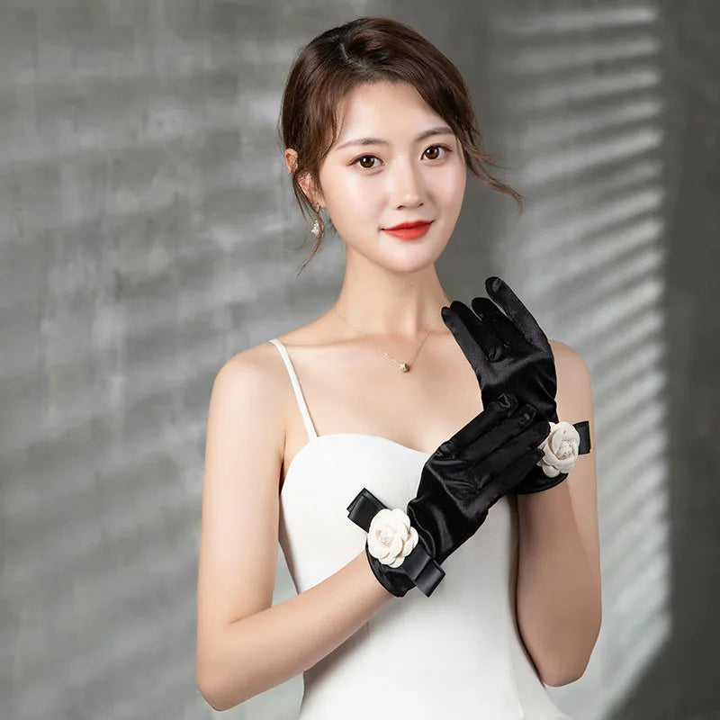 Levoire | Gants En Satin Noir Vintage Hepburn Pour Un Style Classique