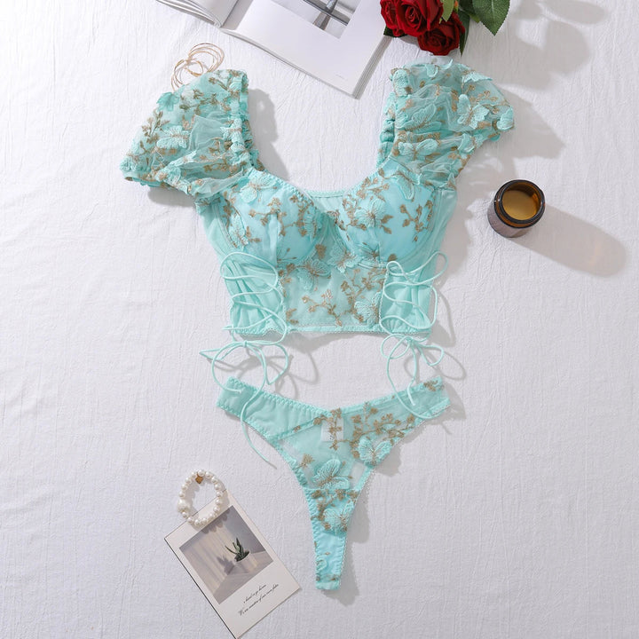 Levoire | Lingerie Complète Avec Broderie Décorative Mynthe
