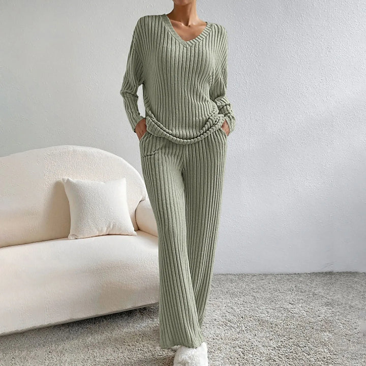 Levoire | Ensemble Tricot Chic Et Confortable Avec Col En V Et Coupe Relaxed Vert foncé