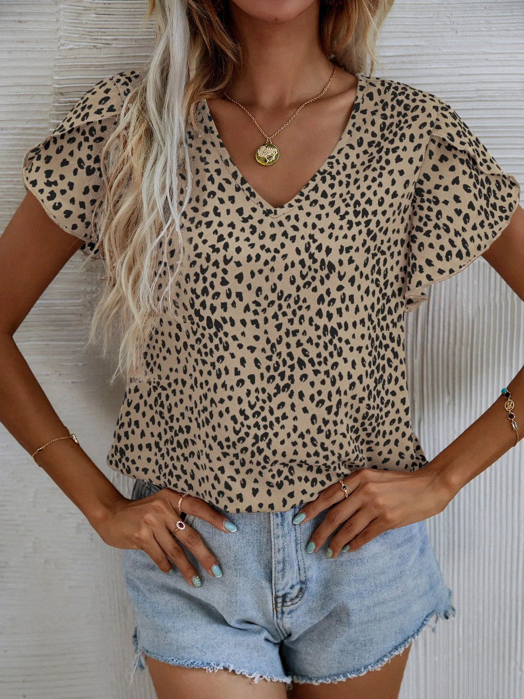 Levoire | Blouse D'Été À Manches Courtes Avec Coupe Slim Sans Collier Braun