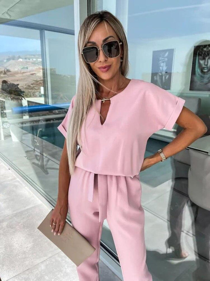 Levoire | Trendy Jumpsuit For An Effortless Style Rose clair