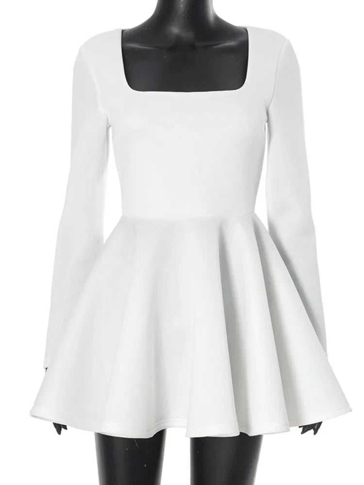 Levoire | Elegantes Weißes Mini-Kleid Mit Square-Ausschnitt