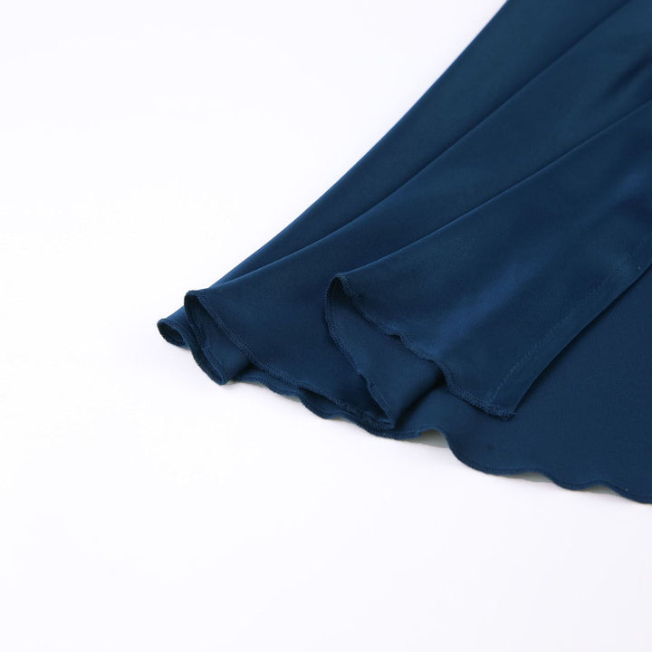 Levoire | Robe Bleu Marine Satin Manches Lanternes