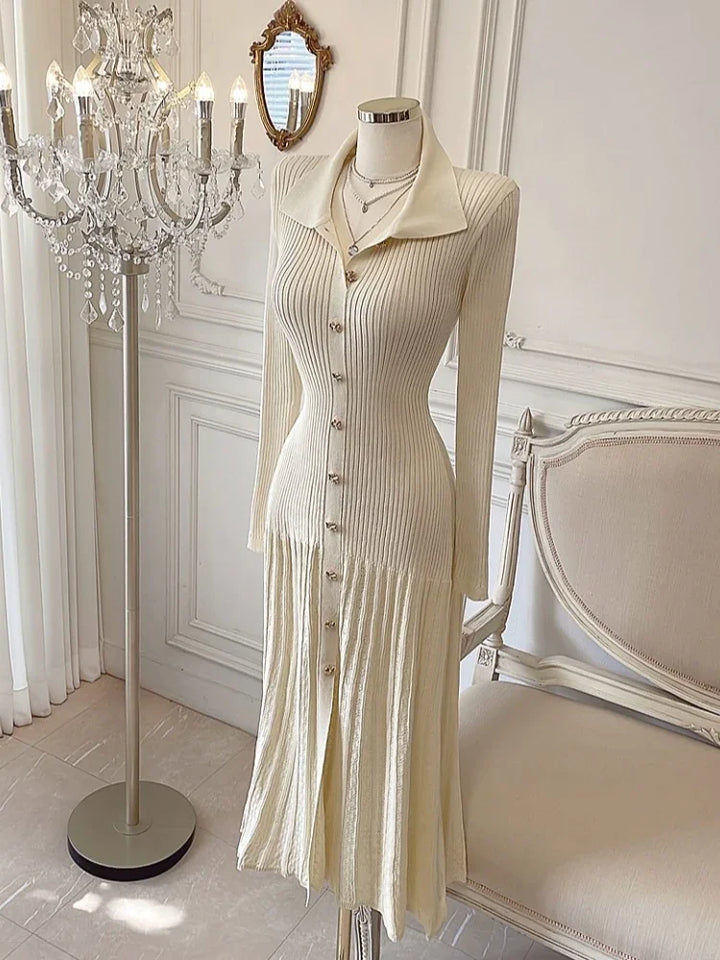 Levoire | Robe Élégante En Tricot Rétro Avec Patte De Boutonnage Beige Taille unique