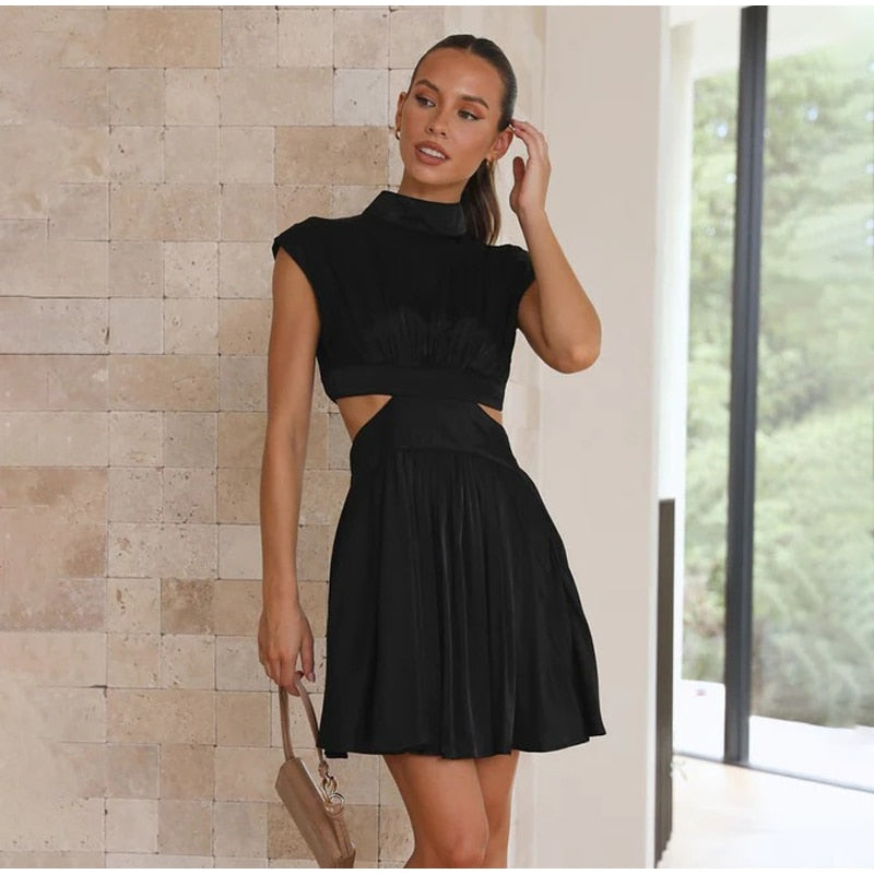 Levoire | Robe Courte Taille Haute Décolletée