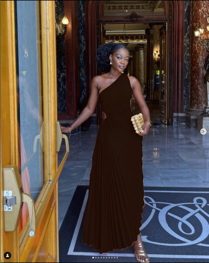 Levoire | Une Robe Maxi Plissée Irrégulière Sans Bretelles Noir