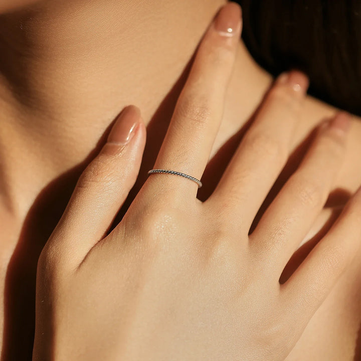 Levoire | Bague Minimaliste Réversible Empilable En Argent Sterling