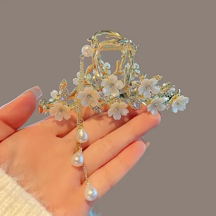 Levoire | En Perles Avec Fleurs Et Glands – Accessoire Élégant