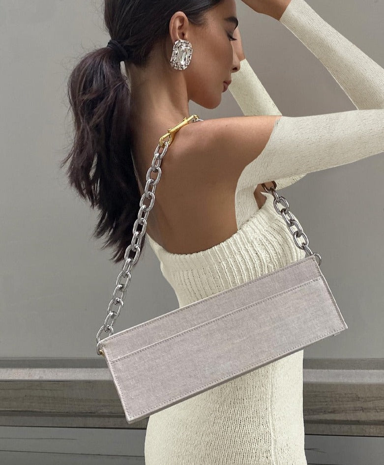 Levoire | Robe Maxi Dénudée À Franges En Tricot À Manches Longues