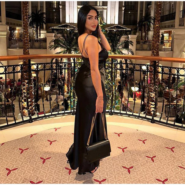 Levoire | Robe Maxi Profonde En V Sans Bretelles