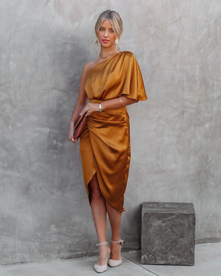 Levoire | Robe De Fête Élégante En Soie Jaune Orange