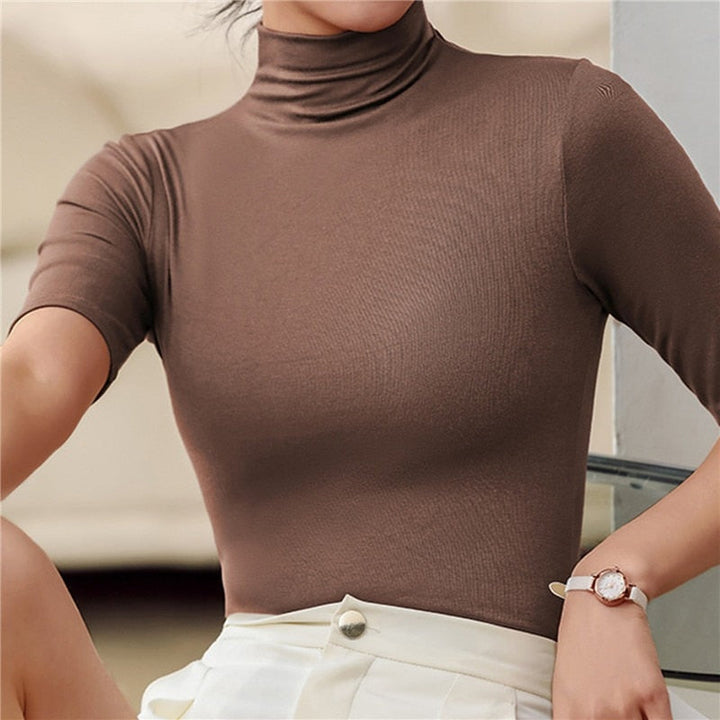 Levoire | Pull À Col Roulé Minimaliste Braun