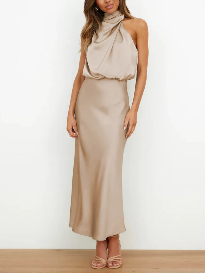 Levoire | Élégante Robe De Soirée En Velours Beige