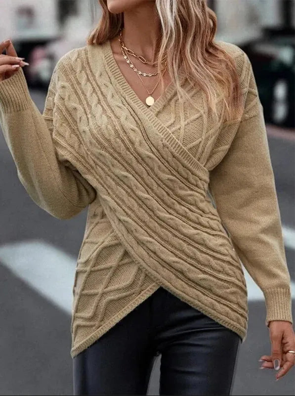 Levoire | Pull élégant à encolure en V Beige