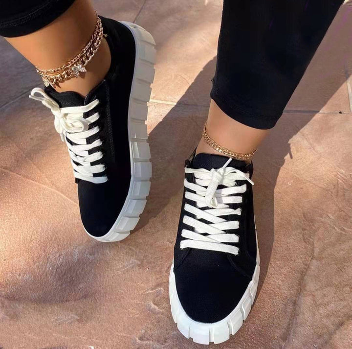 Levoire | Chaussures De Tennis Orthopédiques Pour Femmes À Semelle Plate Noir et Blanc