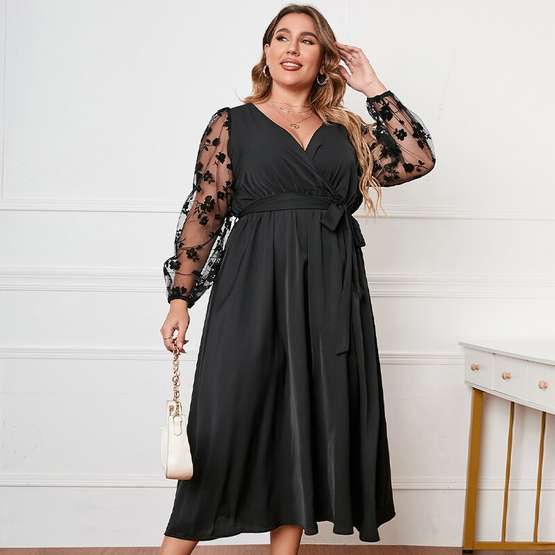 Levoire | Robe Noire En Grandes Tailles
