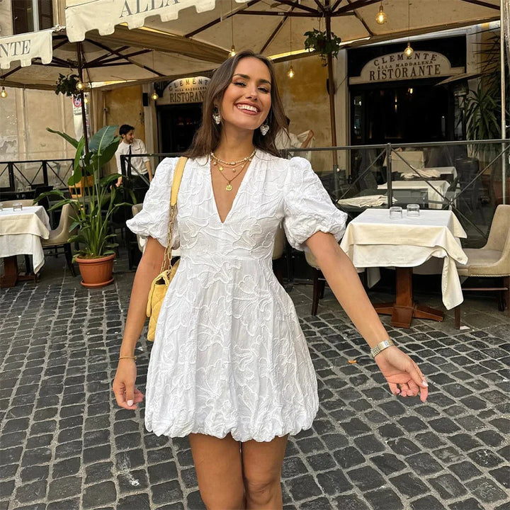 Levoire | Robe Élégante Blanche Pour Femmes